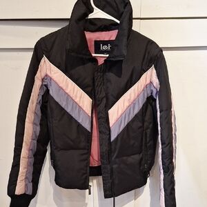 LEI Vintage Womens Black and Pink Chevron Jacket